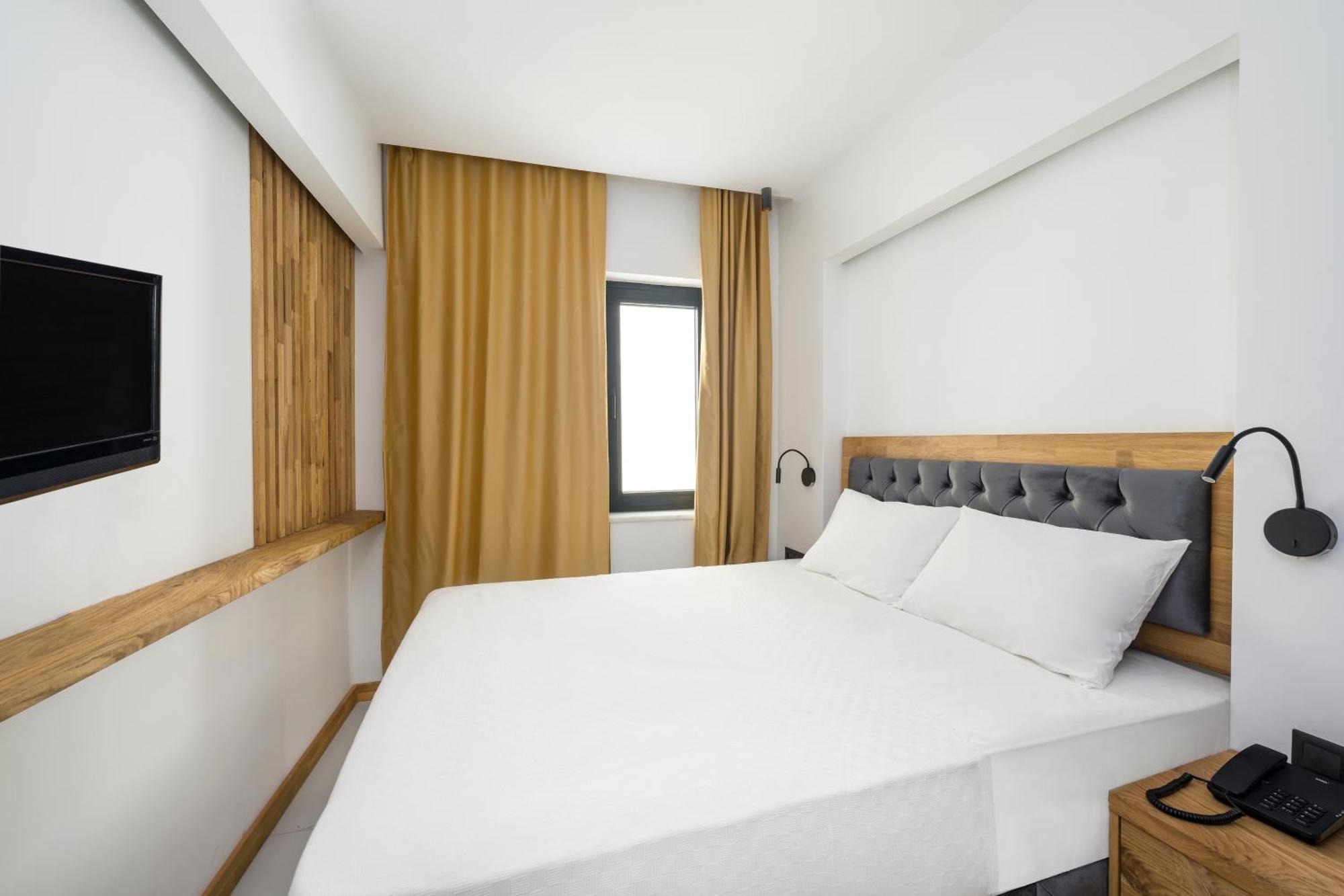 Uk Hotel Istanbul Exterior foto